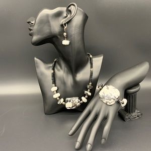 black and white stone necklace earrings bracelet silver 925